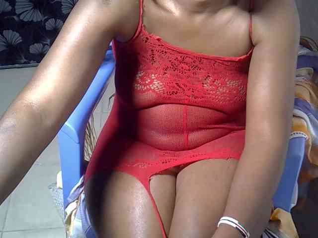 Sexyevonne webcam