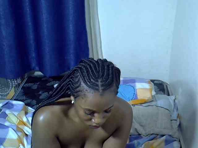 Sexyevonne webcam