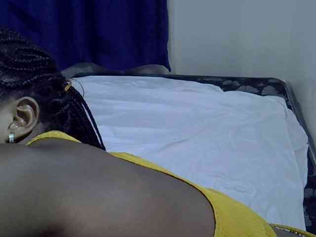 Sexyevonne webcam