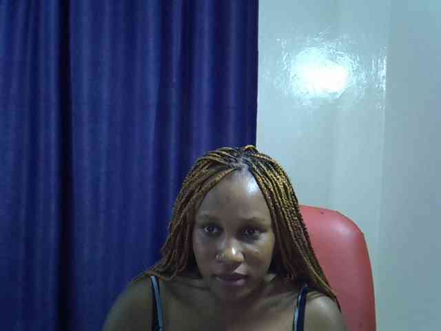 Sexyevonne webcam