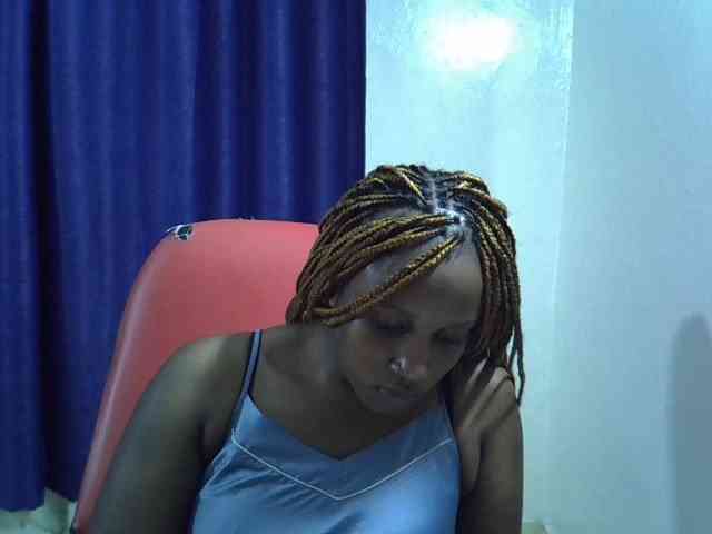 Sexyevonne webcam