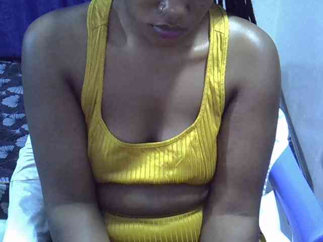 Sexyevonne webcam