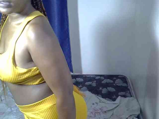 Sexyevonne webcam