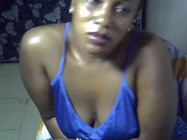 Sexyevonne webcam
