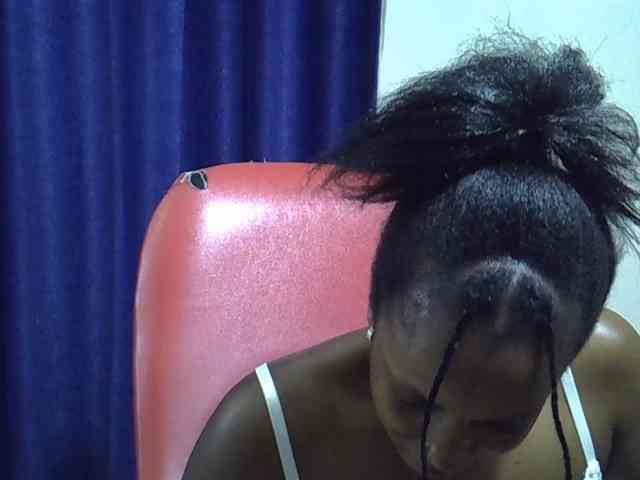 Sexyevonne webcam