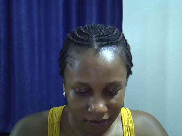 Sexyevonne webcam