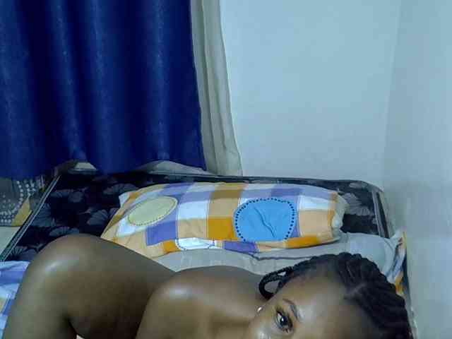 Sexyevonne webcam