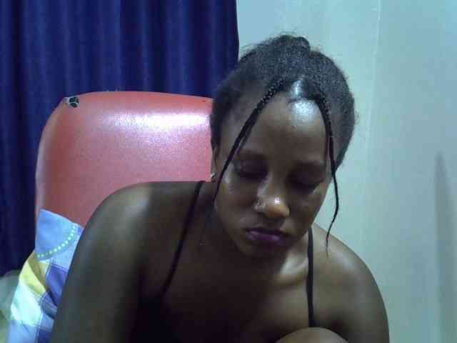 Sexyevonne webcam