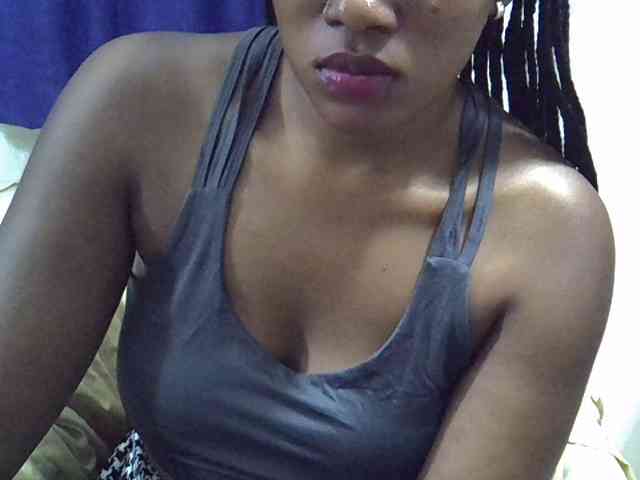 Sexyevonne webcam