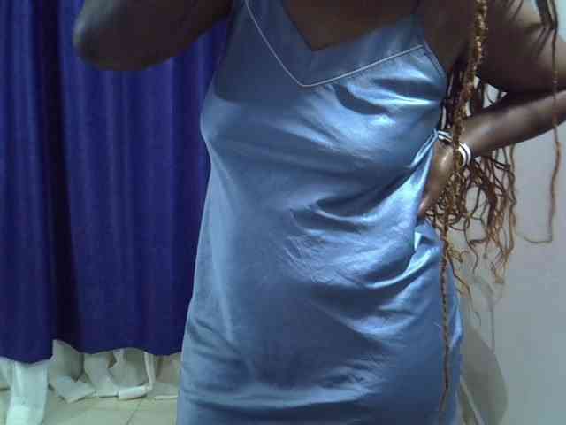 Sexyevonne webcam