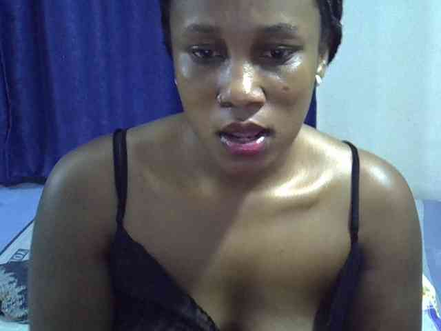 Sexyevonne webcam
