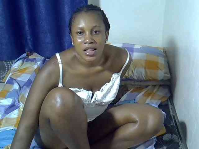 Sexyevonne webcam