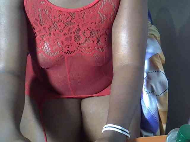Sexyevonne webcam