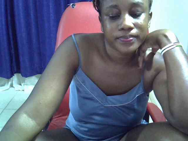 Sexyevonne webcam
