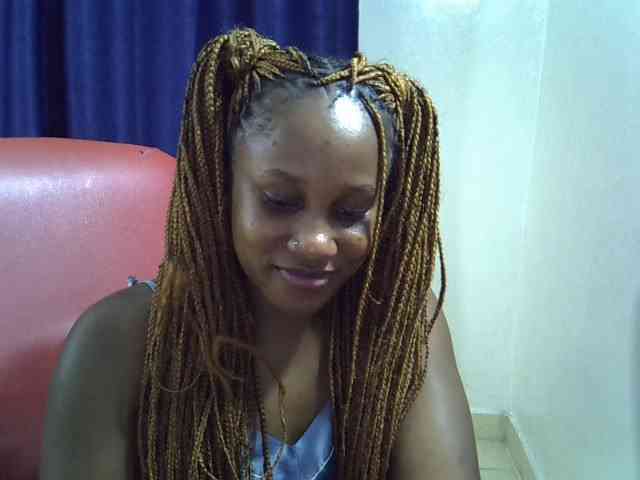 Sexyevonne webcam
