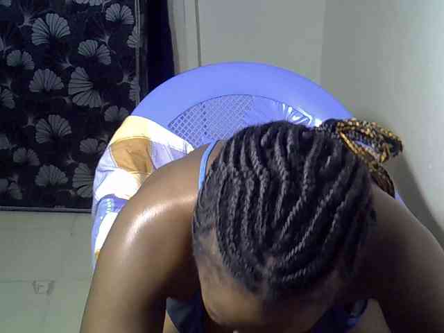 Sexyevonne webcam