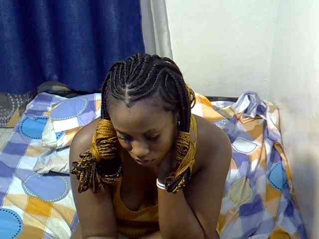 Sexyevonne webcam