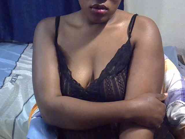 Sexyevonne webcam