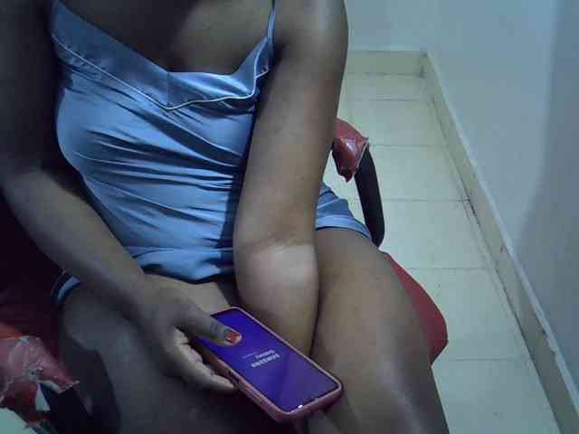 Sexyevonne webcam