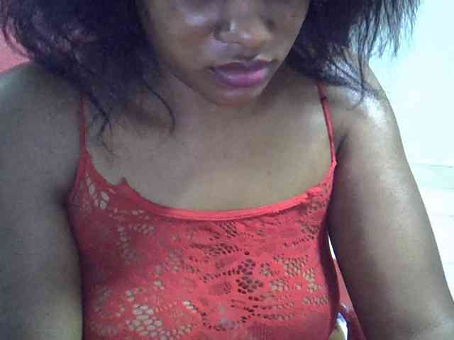 Sexyevonne webcam