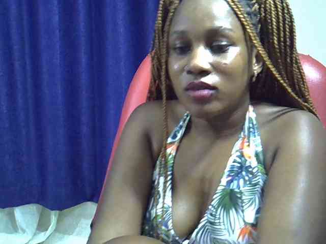 Sexyevonne webcam