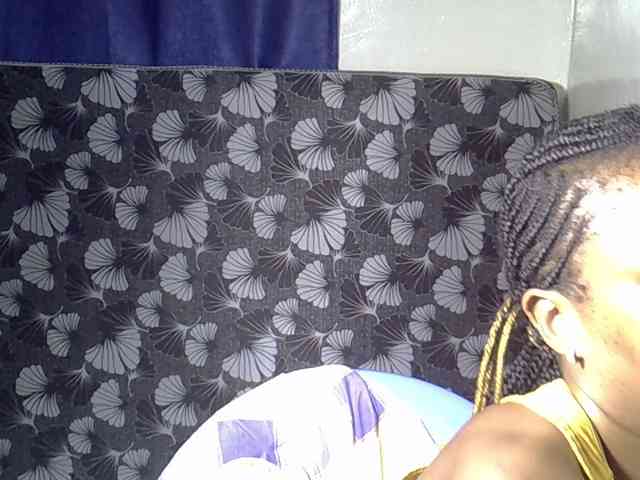 Sexyevonne webcam