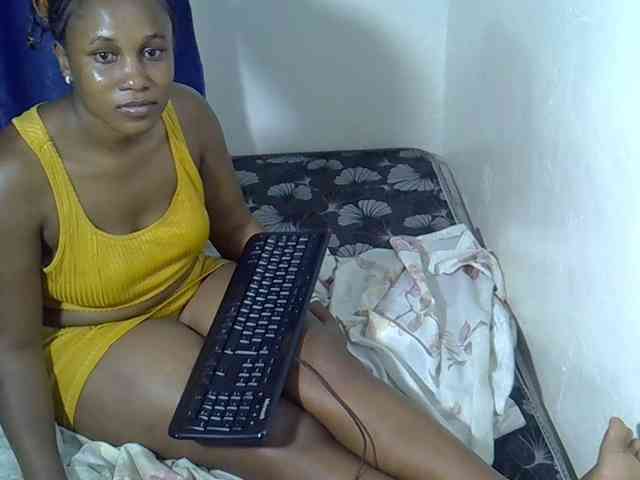 Sexyevonne webcam