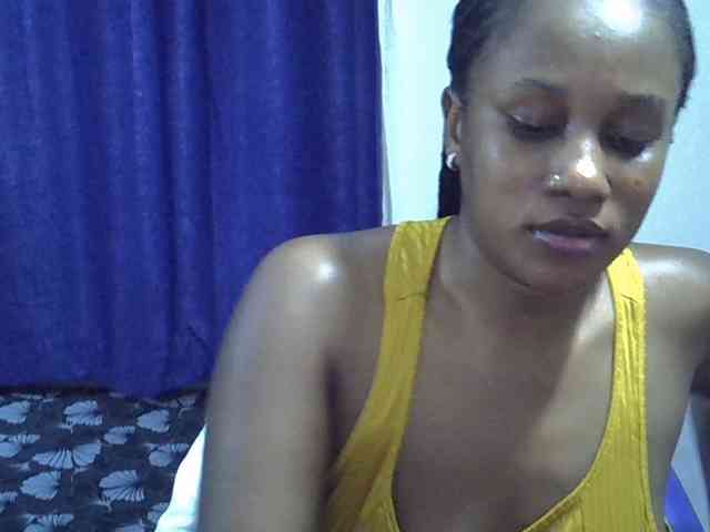 Sexyevonne webcam