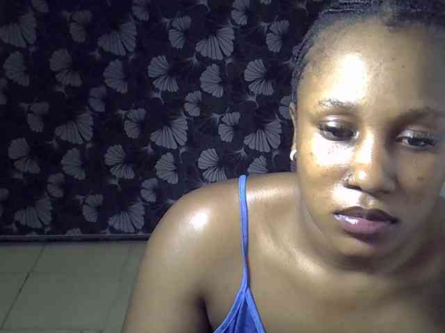 Sexyevonne webcam