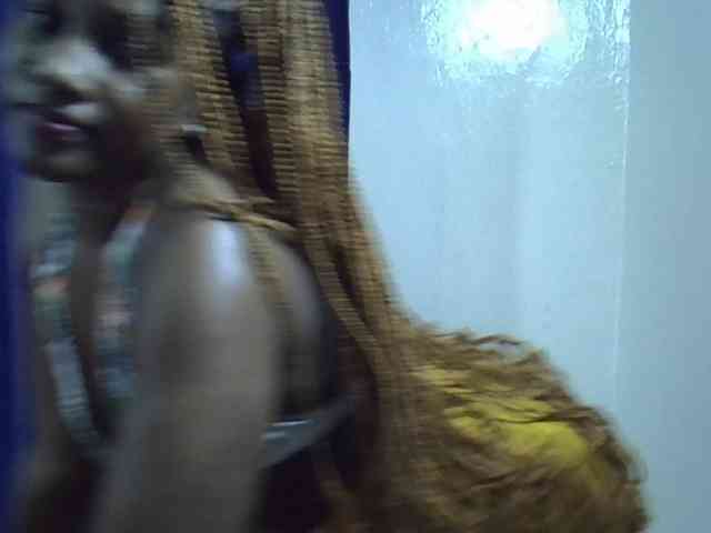 Sexyevonne webcam
