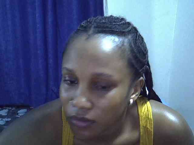 Sexyevonne webcam
