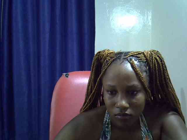 Sexyevonne webcam