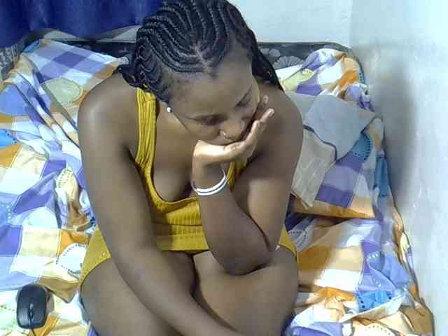 Sexyevonne webcam
