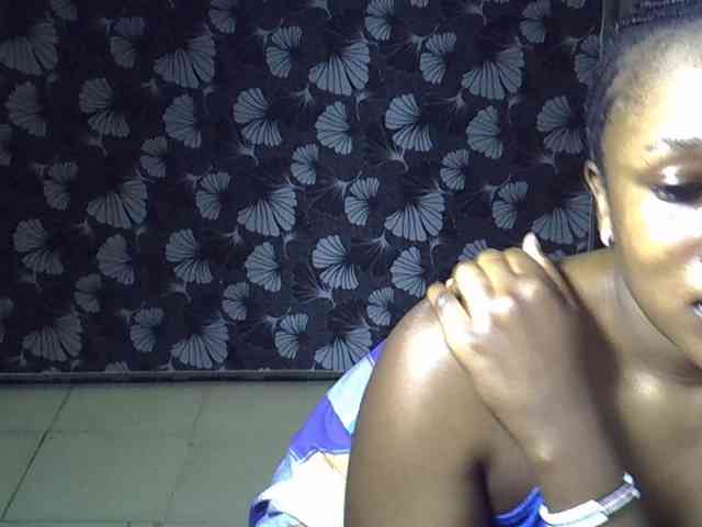Sexyevonne webcam