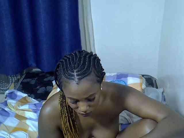 Sexyevonne webcam