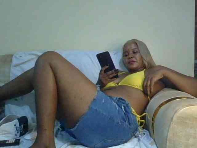 SweetAmy2 webcam