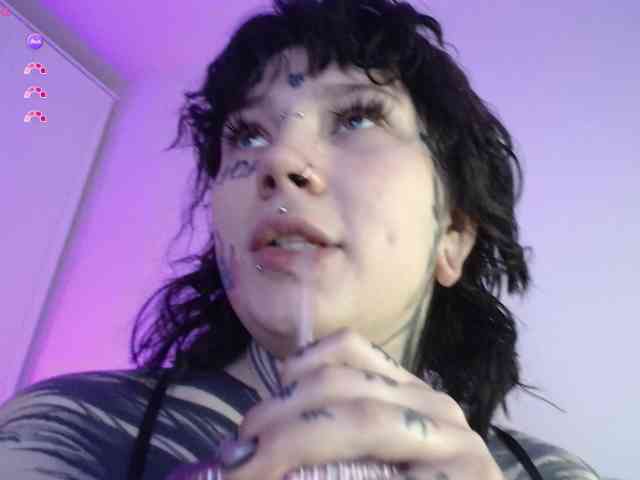 sexyswaga2004 webcam