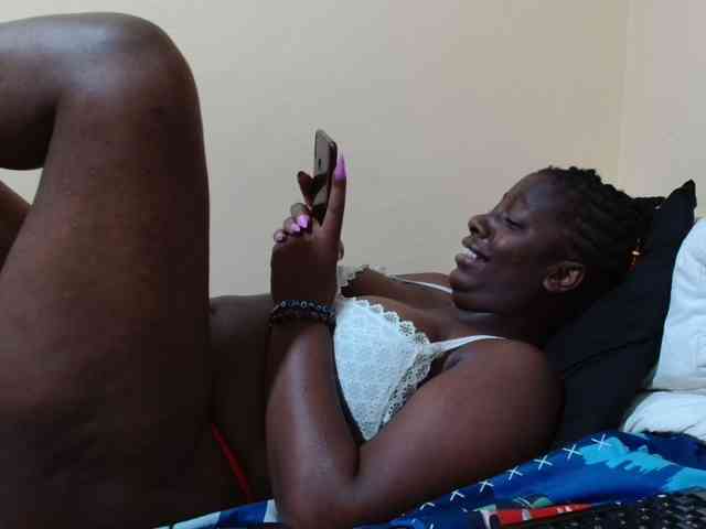 Curvycrush1 webcam