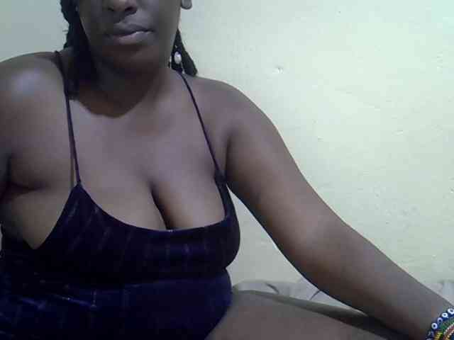 Curvycrush1 webcam