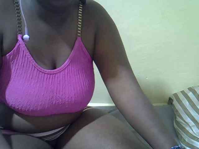 Curvycrush1 webcam