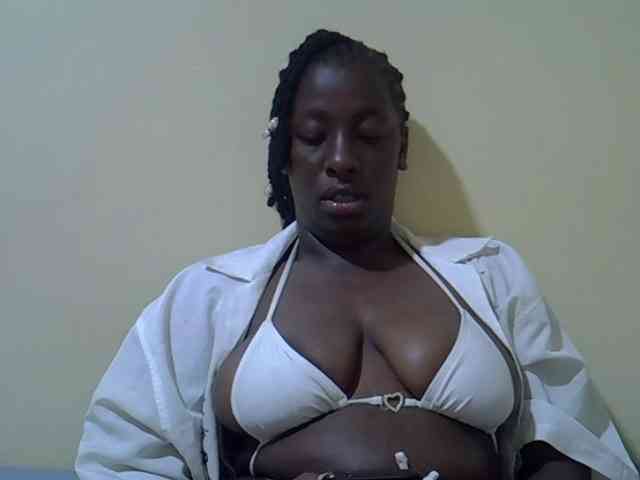 Curvycrush1 webcam