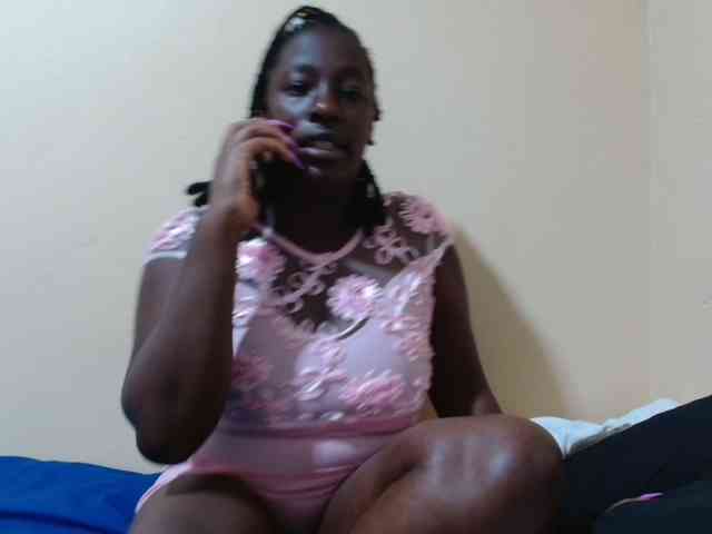 Curvycrush1 webcam