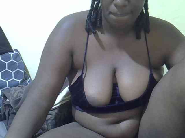 Curvycrush1 webcam