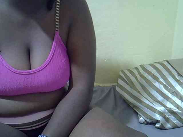 Curvycrush1 webcam