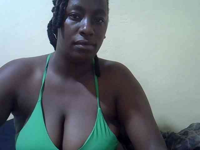 Curvycrush1 webcam