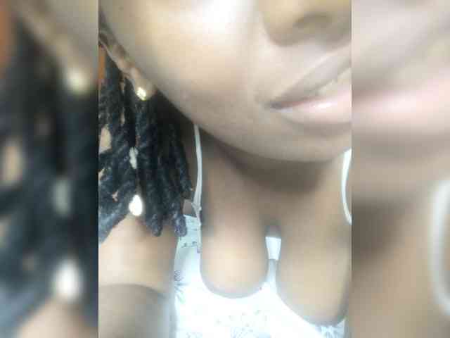 Curvycrush1 webcam
