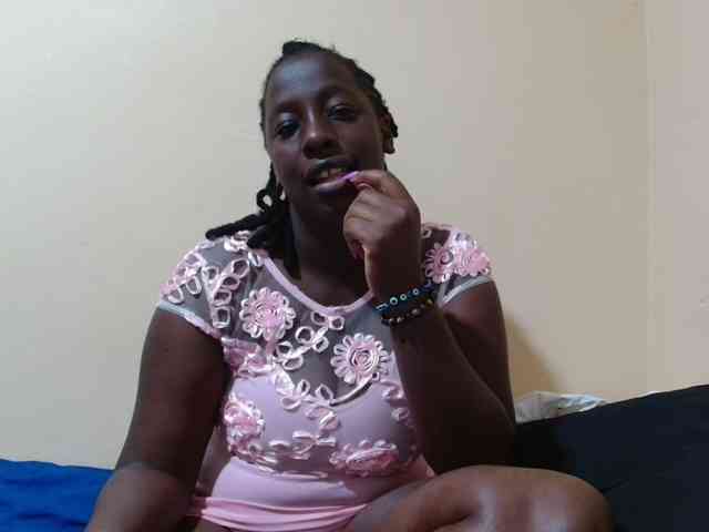 Curvycrush1 webcam