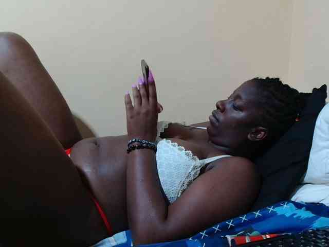 Curvycrush1 webcam