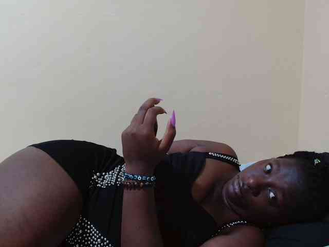 Curvycrush1 webcam