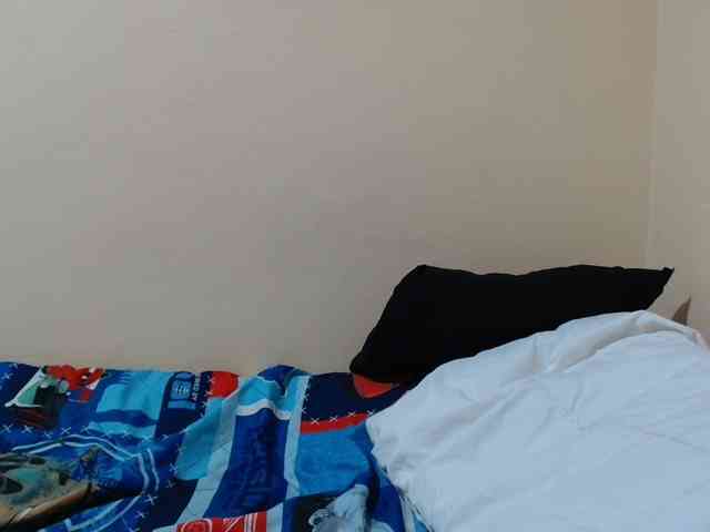 Curvycrush1 webcam